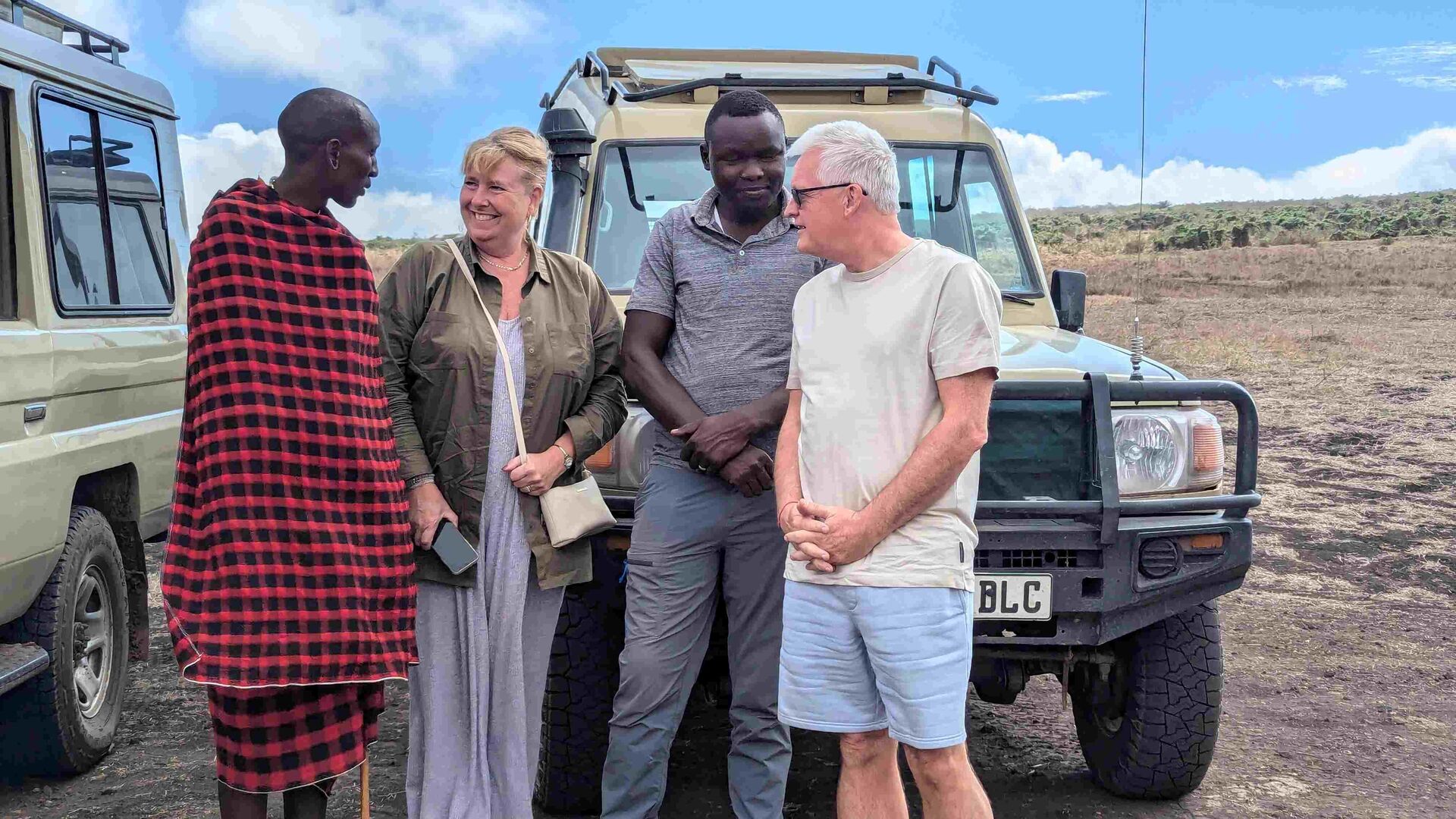 Safari guide discussing plans